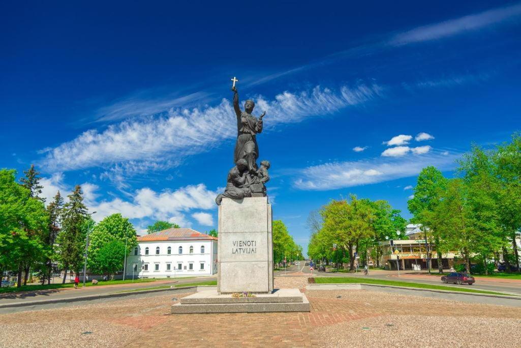 Hotel Latgale Rēzekne Esterno foto