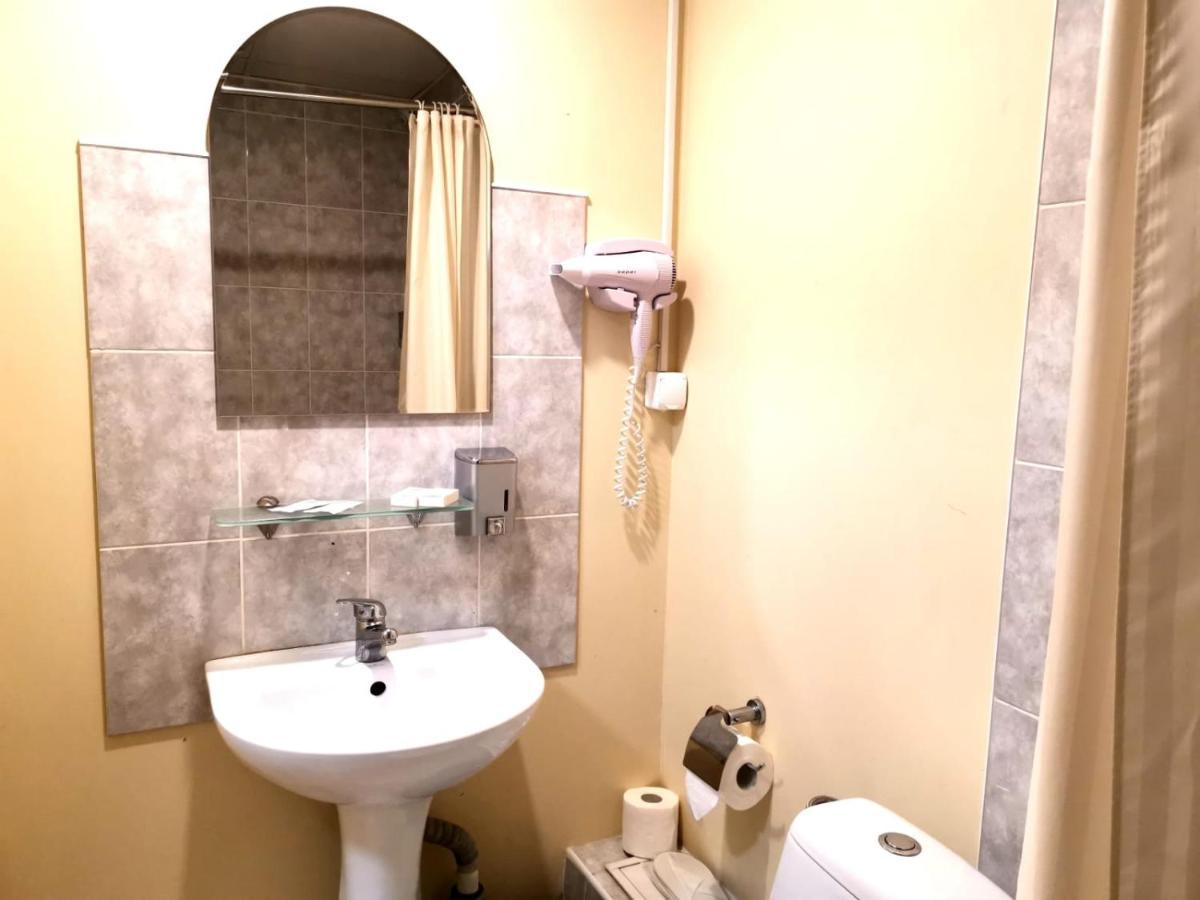 Hotel Latgale Rēzekne Esterno foto